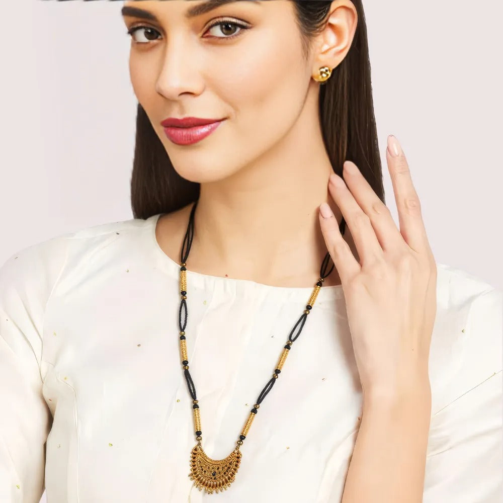 Divine Harmony Gold Mangalsutra